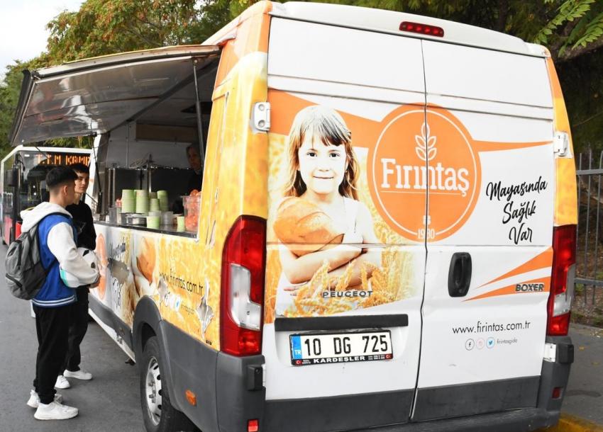 Balıkesir Büyükşehir Belediyesi’nden yürekleri ısıtan ikram