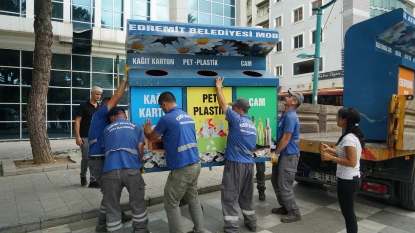 EDREMİT’TE MOBİL ATIK GETİRME NOKTALARI KURULUYOR