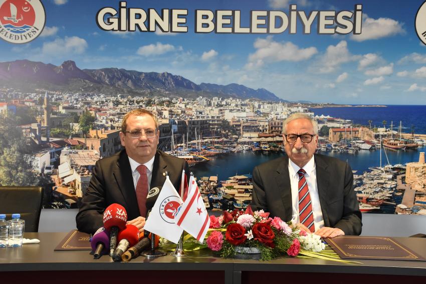 GİRNE’DE KARDEŞ ŞEHİR İÇİN İMZALAR ATILDI