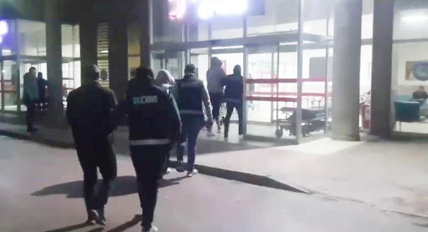 Ayvalık’ta 18 göçmen ve 3 Iraklı organizatör polisten kaçamadı
