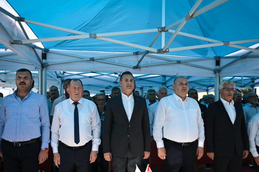 Gönenli 500 çiftçiye süt otu tohumu dağıtıldı