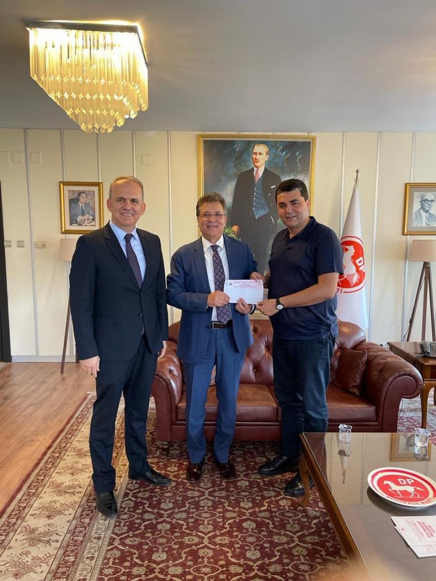 BAŞKAN ARSLAN’DAN LIDERLERE KITAP FUARI DAVETI