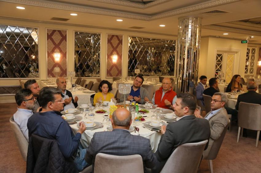 EDREMİT’TE BİRLİK VE BERABERLİK İFTARI