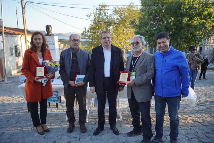 İKLİM DEĞİŞİKLİĞİNİN ZEYTİNE ETKİSİ KONUŞULDU