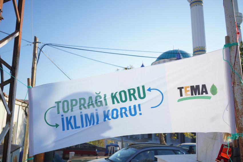 İKLİM DEĞİŞİKLİĞİNİN ZEYTİNE ETKİSİ KONUŞULDU