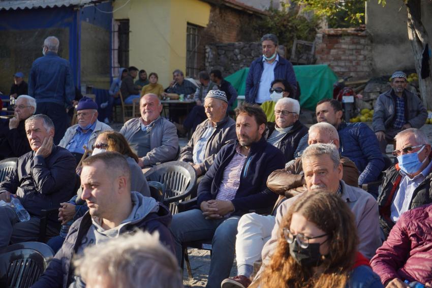 İKLİM DEĞİŞİKLİĞİNİN ZEYTİNE ETKİSİ KONUŞULDU