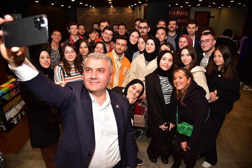 “GENÇLER EN ÖNEMLI DEĞERIMIZDIR”