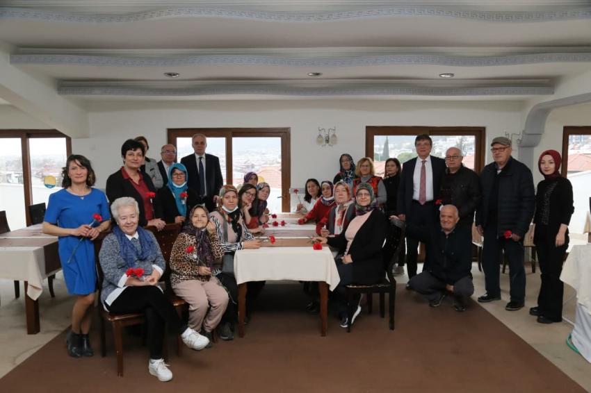 BAŞKAN ARSLAN, KADINLAR GÜNÜNÜ KUTLADI