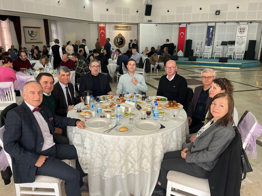 ANKARA’DA BALIKESİRLİLER DERNEĞİ’NDEN GELENEKSEL KAHVALTILI BULUŞMA