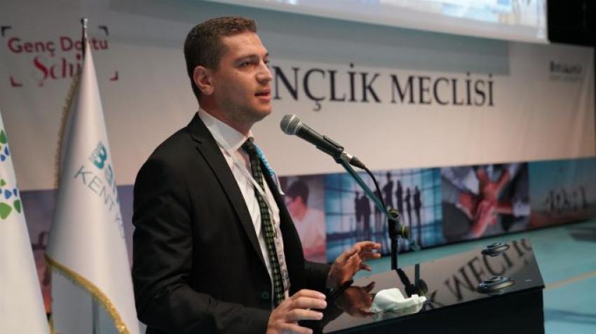 --- Gençlik Meclisi Başkanı Kerim Gülgönül --- Gençlik Meclisi başkanını seçti