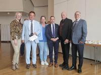 Özgültekin, “Ayvalık’ta zaman yavaşlıyor, hayat güzelleşiyor”