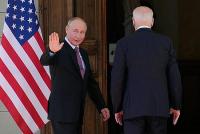 Biden ve Putin ilk kez yüz yüze görüştü!