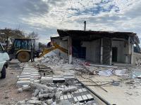 BAŞKAN HASAN ARSLAN KORDONU TEMIZLIYOR