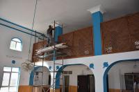 EDREMİT BELEDİYESİ CAMİLERE BAKIM YAPIYOR