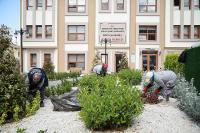 PARK VE BAHÇELER EKİPLERİ ÇALIŞMALARINI SÜRDÜRÜYOR