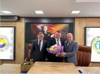 EDREMIT TICARET ODASI'NDA YÖNETIM DEVIR TESLIMI GERÇEKLEŞTI