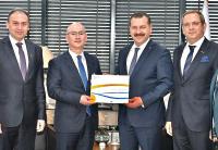 BALIKESİR VALİSİ VE BÜYÜKŞEHİR BAŞKANI FESTİVALE DAVET EDİLDİ