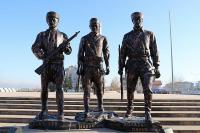 BURHANİYE ANIT VE HEYKELLERİ YENİLENDİ