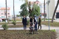 BURHANİYE’NİN PARKLARI YENİLENİYOR