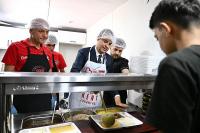 Büyükşehir, öğrenciler için Yakın Mutfakı hizmete açtı