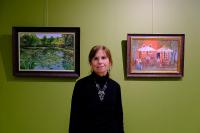 ÇEKTIĞI FOTOĞRAFLARI RESME DÖNÜŞTÜREN RESSAM JÜLIDE DAMAR’IN SERGISI ORHAN PEKER’DE