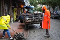 EDREMİT BELEDİYESİ SAĞANAK YAĞIŞLARA KARŞI ÇALIŞIYOR