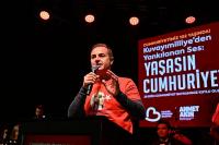 Akın, “Cumhuriyet kimsesizlerin kimsesidir”