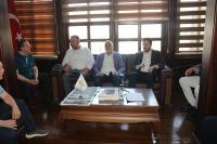 “İTİBARDAN TASARRUF ETMEYENLERİN HALKIN SESİNİ DUYURAN GAZETELERİ İÇİN YASALAR ÇIKARMASINI KABUL ETMİYORUZ”