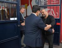 SANAYİ ESNAFI VURMAZ’I BAĞRINA BASTI