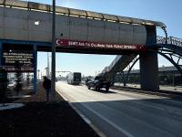 ŞEHİT ENDER FATİH YILMAZ’IN ADI, BANDIRMA’DA YENİLENEN ÜST GEÇİT TABELASINDA YAŞATILACAK