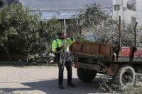 Edremit Belediyesi kompost makinesi ile organik gübre üretiyor