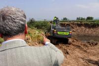 Canbey’den Kırsala Yatırım Hamlesi: Balıklı Köprüsü Çalışmaları Başladı