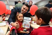 Okullar Açıldı, Öğrenciler Ders Başı Yaptı