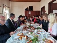 EDREMİT CHP KADIN KOLLARI, BASIN MENSUPLARIYLA BİR ARAYA GELDİ