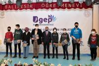 BİGEP AKADEMIK ALAN ÖDÜLLERI SAHIPLERINI BULDU
