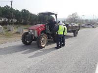 BALIKESIR İL JANDARMA KOMUTANLIĞI'NDAN TRAKTÖRLERE VE DIĞER TARIM ARAÇLARINA DENETIM