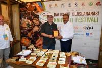 TATLI YEDILER, TATLI KONUŞTULAR