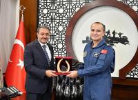 TÜMGENERAL DINÇ'TEN VEDA ZIYARETI