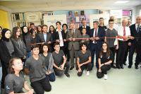 İSTANBULLUOĞLU SOSYAL BILIMLER LISESINE ATATÜRK KITAPLIĞI