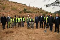 FIDANLAR TOPRAKLA BULUŞTU