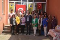 VELİLER ÇOCUKLARIYLA BİRLİKTE KÖY YAŞAM MERKEZLERİNDE EĞİTİM GÖRÜYOR