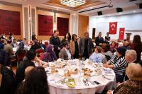 VALI ŞILDAK EDREMIT'TE İFTAR PROGRAMINA KATILDI