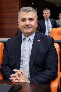 Mustafa Canbey’den 1 Mayıs Mesajı: “Emeğin ve Alın Teriyle Türkiye Yüzyılı’nı İnşa Ediyoruz”