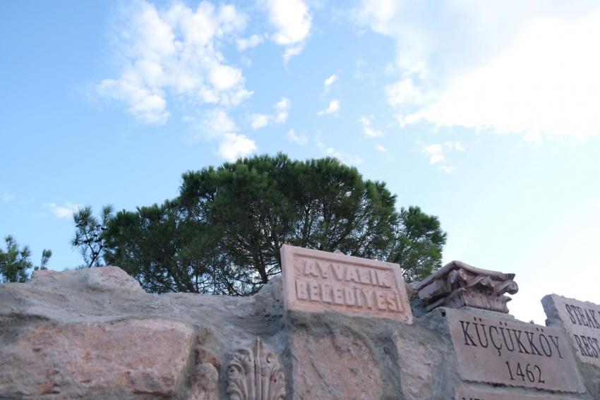 KÜÇÜKKÖY SANAT DUVARI TAMAMLANDI