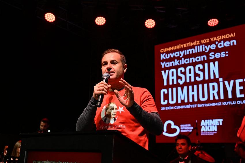  Akın, “Cumhuriyet kimsesizlerin kimsesidir”
