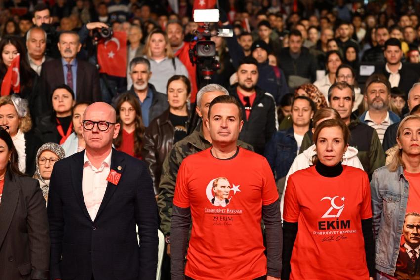 Akın, “Cumhuriyet kimsesizlerin kimsesidir”