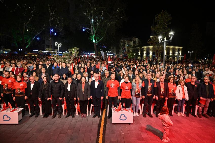 Akın, “Cumhuriyet kimsesizlerin kimsesidir”