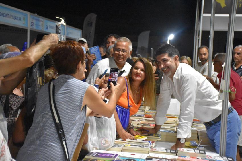 5. EDREMIT KITAP FUARI’NDA BEŞINCI GÜN GERIDE KALDI