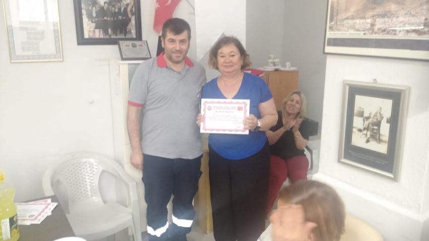 MAKEDONCA KURSUNA KATILANLARA BELGELERİ VERİLDİ