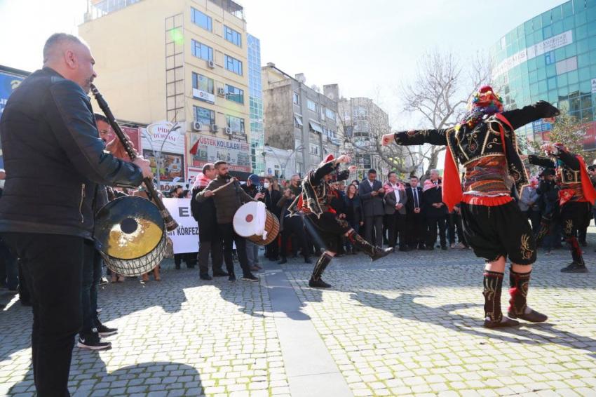 EDREMIT'TE ''MECI ŞENLIĞI'' YAPILDI